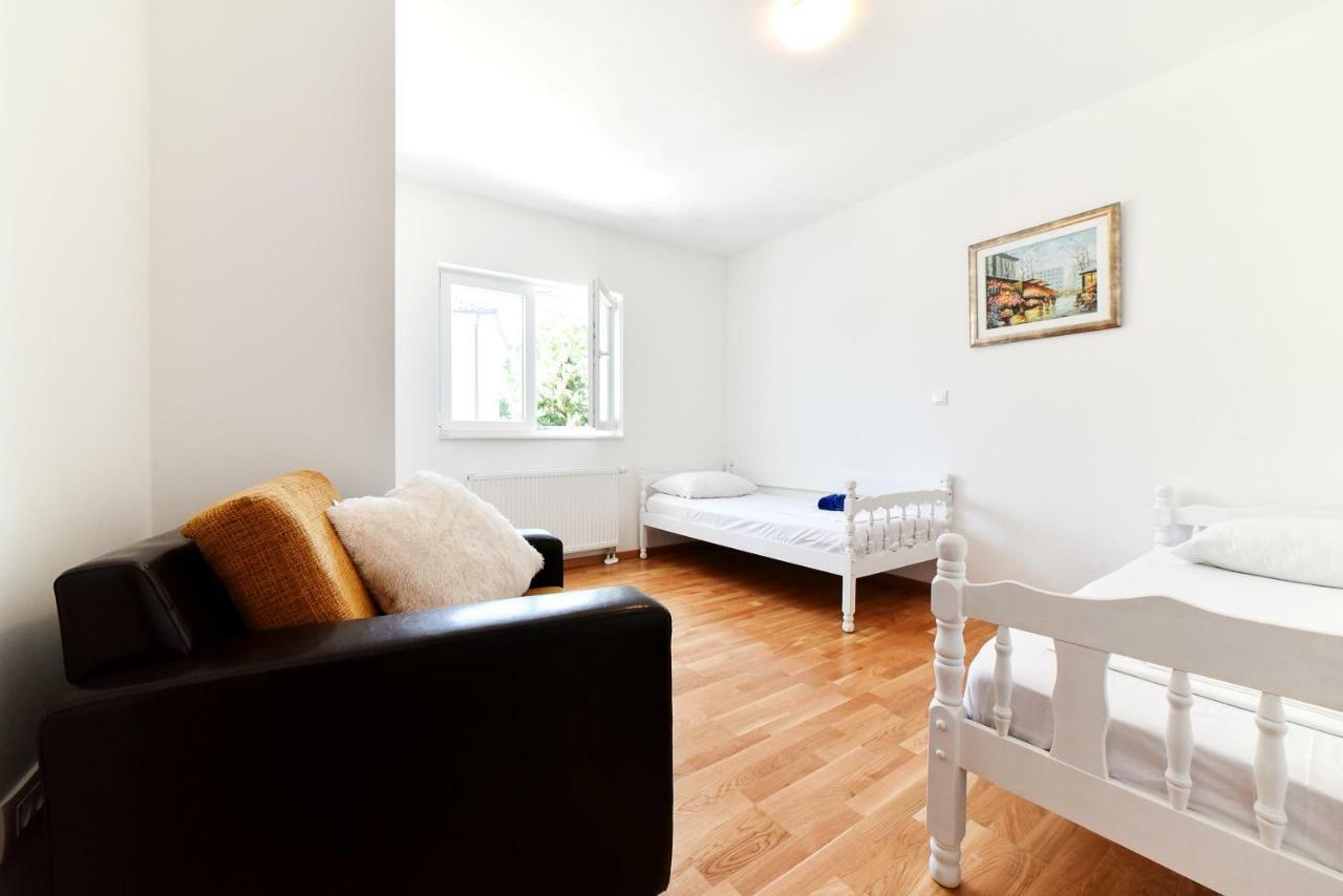 Apartman Hertz إيموتسكي المظهر الخارجي الصورة