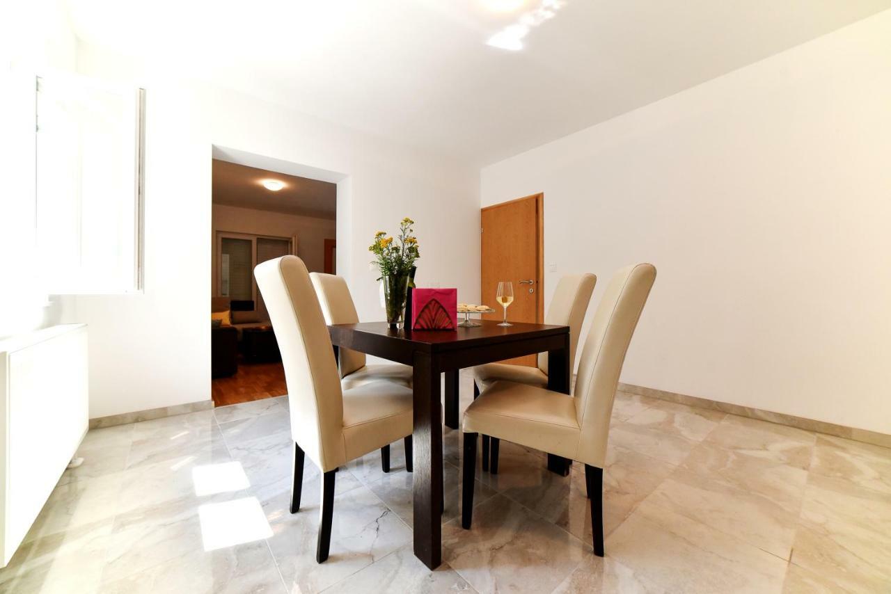 Apartman Hertz إيموتسكي المظهر الخارجي الصورة