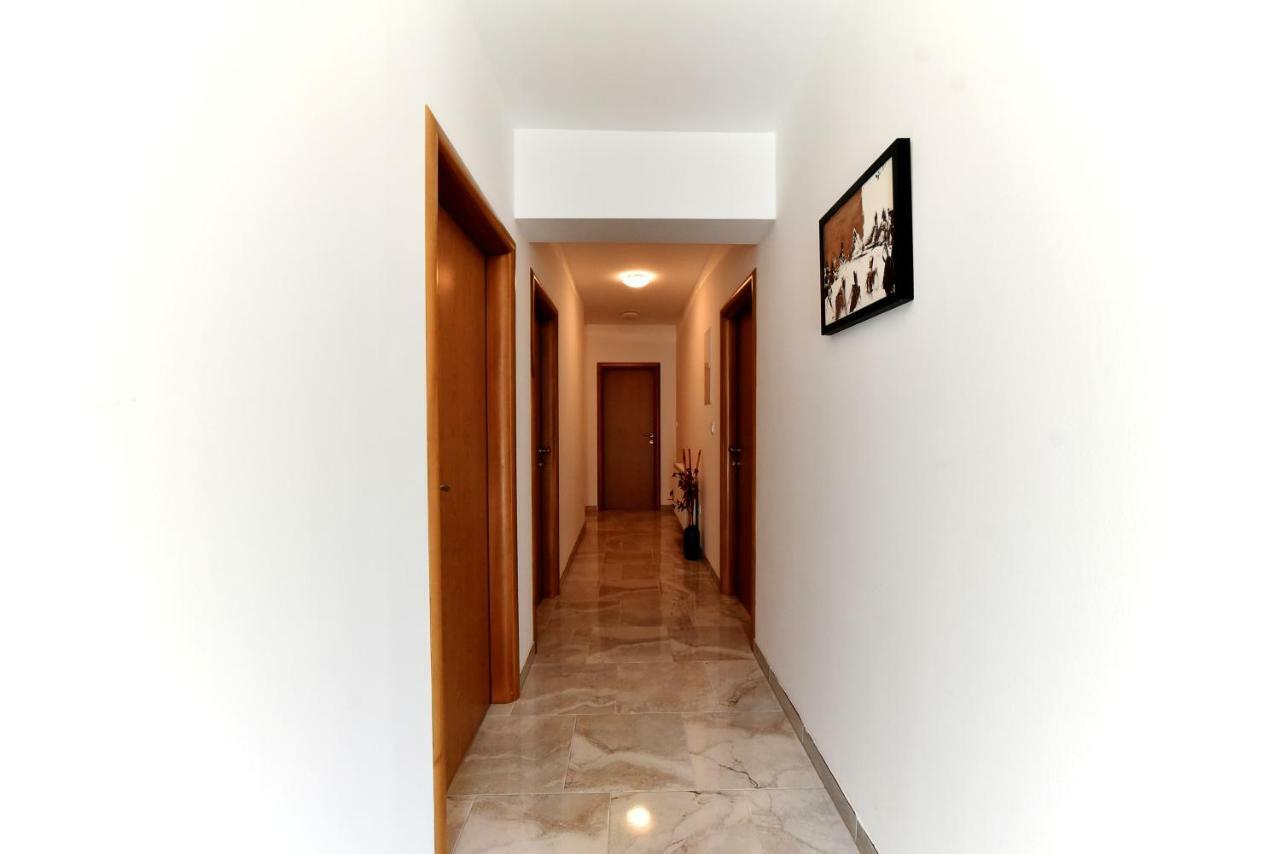 Apartman Hertz إيموتسكي المظهر الخارجي الصورة