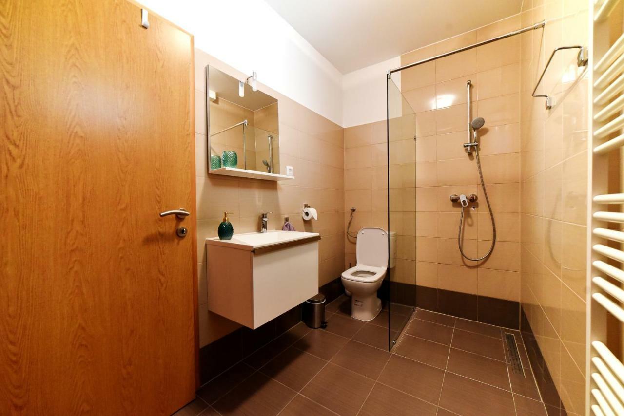 Apartman Hertz إيموتسكي المظهر الخارجي الصورة